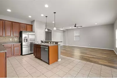 10284 Newminster Loop, Ruskin, FL 33573 - Photo 15