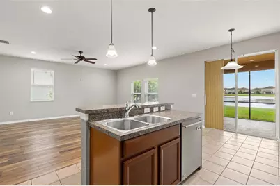 10284 Newminster Loop, Ruskin, FL 33573 - Photo 13