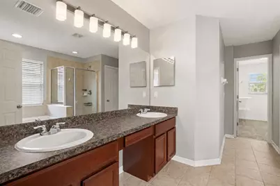 10284 Newminster Loop, Ruskin, FL 33573 - Photo 35