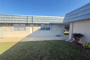 1802 Bedford Terrace, Sun City Center, FL 33573 - Photo 5