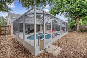 655 Sand Ridge Dr, Valrico, FL 33594 - Photo 29