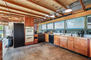10134 White Trout Ln, Tampa, FL 33618 - Photo 23