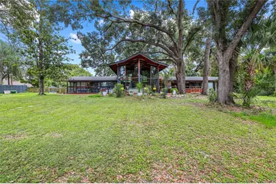 10134 White Trout Lane, Tampa, FL 33618 - Photo 35