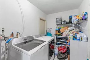 2109 W Erna Dr, Tampa, FL 33603 - Photo 25