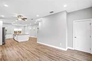 1712 31st Ave N, Saint Petersburg, FL 33713 - Photo 5