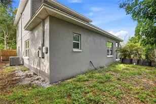 1712 31st Ave N, Saint Petersburg, FL 33713 - Photo 33