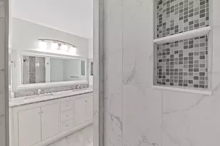 5973 Terrace Park Dr N, Saint Petersburg, FL 33709 - Photo 17