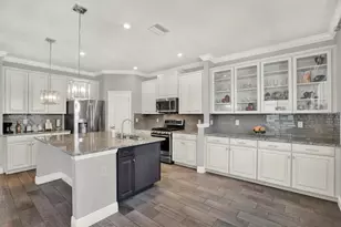 11702 Lake Lucaya Dr, Riverview, FL 33579 - Photo 3