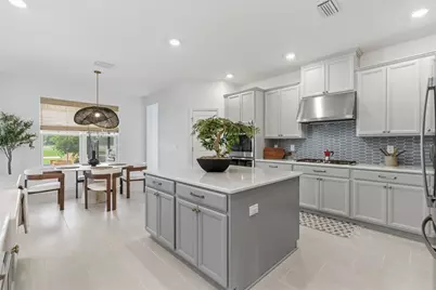 33774 Castaway Loop, Wesley Chapel, FL 33543 - Photo 5