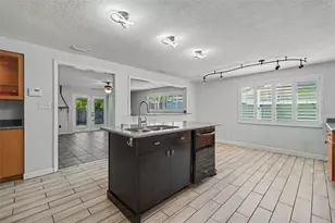 986 Lexington Dr, Dunedin, FL 34698 - Photo 7