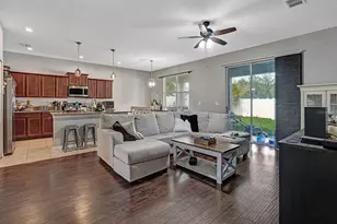 12302 Holmwood Greens Pl, Riverview, FL 33579 - Photo 7