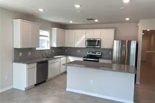 9643 Summers Cay Cir, Thonotosassa, FL 33592 - Photo 7