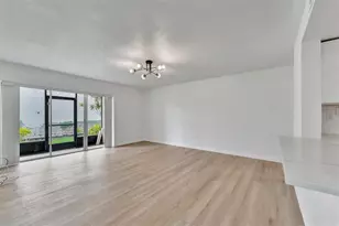 9940 7th Way N, Saint Petersburg, FL 33702 - Photo 11