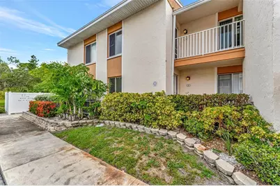 9940 7th Way N #101, Saint Petersburg, FL 33702 - Photo 1