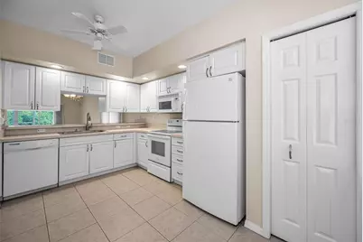 1400 Water View Drive W #104, Largo, FL 33771 - Photo 19