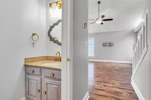 11804 Branch Mooring Dr, Tampa, FL 33635 - Photo 21