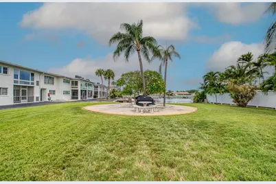 3717 S 46th Avenue S #8, Saint Petersburg, FL 33711 - Photo 25