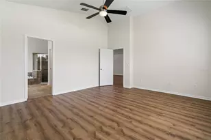 31421 Anniston Dr, Wesley Chapel, FL 33543 - Photo 17