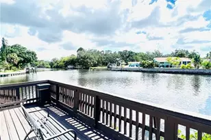 9201 Tudor Dr, Tampa, FL 33615 - Photo 13