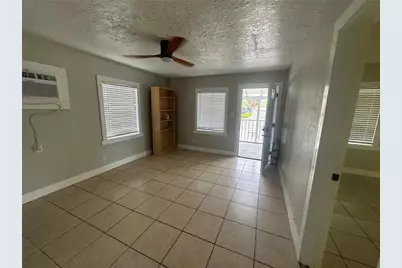 330 20th Avenue S, Saint Petersburg, FL 33705 - Photo 3