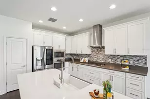 1741 Cherry Walk Rd, Lutz, FL 33558 - Photo 15