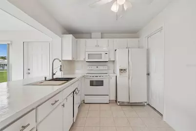 14142 90th Avenue, Seminole, FL 33776 - Photo 13