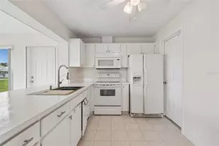 14142 90th Ave, Seminole, FL 33776 - Photo 13