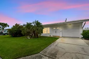 14142 90th Ave, Seminole, FL 33776 - Photo 39