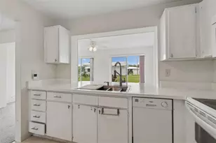 14142 90th Ave, Seminole, FL 33776 - Photo 15