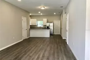 5021 Finders Ct, Tampa, FL 33617 - Photo 3