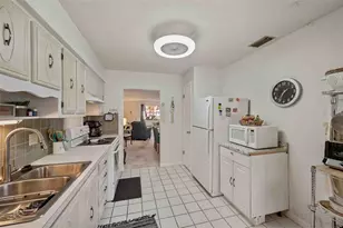 11200 102nd Ave, Seminole, FL 33778 - Photo 17