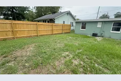 8623 N Willow Avenue, Tampa, FL 33604 - Photo 15