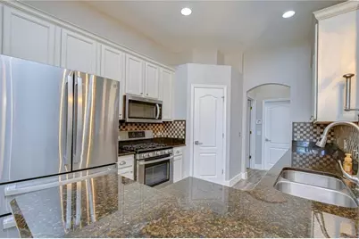 2804 Abbey Grove Drive, Valrico, FL 33594 - Photo 13