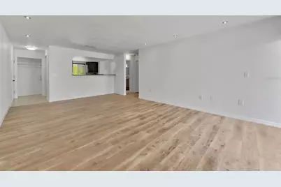 592 100th Avenue N #201, Saint Petersburg, FL 33702 - Photo 17