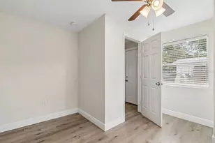 725 21st Ave S, Saint Petersburg, FL 33705 - Photo 21