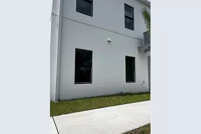 4363 Cambio Gardens Court, Tampa, FL 33610 - Photo 3