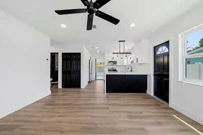 5530 2 Avenue N, Saint Petersburg, FL 33710 - Photo 9