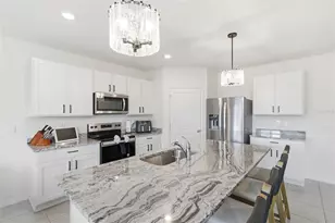 8210 Dolphin Blf Blvd, Wesley Chapel, FL 33545 - Photo 13
