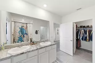 8210 Dolphin Blf Blvd, Wesley Chapel, FL 33545 - Photo 43