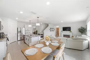 8210 Dolphin Blf Blvd, Wesley Chapel, FL 33545 - Photo 19