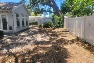 1714 Prince Philip St, Clearwater, FL 33755 - Photo 33