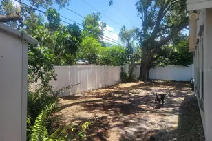 1714 Prince Philip St, Clearwater, FL 33755 - Photo 35