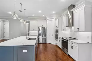3627 E Clark Cir, Tampa, FL 33629 - Photo 13