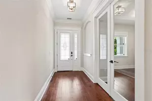 3627 E Clark Cir, Tampa, FL 33629 - Photo 3