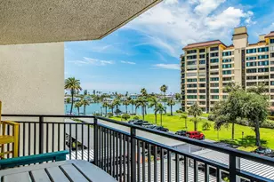 690 Island Way, Clearwater Beach, FL 33767 - Photo 7