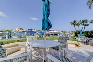 690 Island Way, Clearwater Beach, FL 33767 - Photo 33