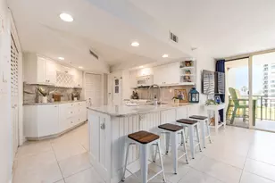690 Island Way, Clearwater Beach, FL 33767 - Photo 11