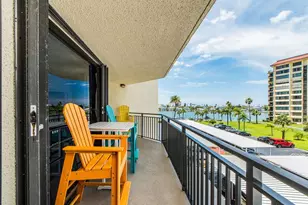 690 Island Way, Clearwater Beach, FL 33767 - Photo 9