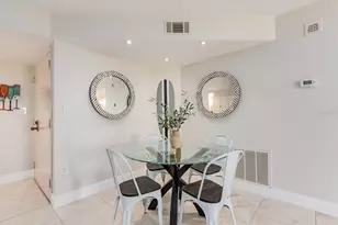 690 Island Way, Clearwater Beach, FL 33767 - Photo 17