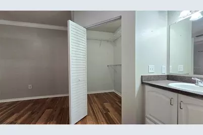 2107 Portofino Place #30-3014, Palm Harbor, FL 34683 - Photo 11
